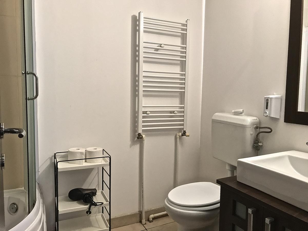 Conta Apartment Букурещ Екстериор снимка